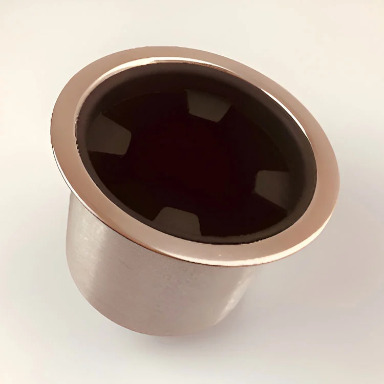 Prosty uchwyt ścienny na kubek